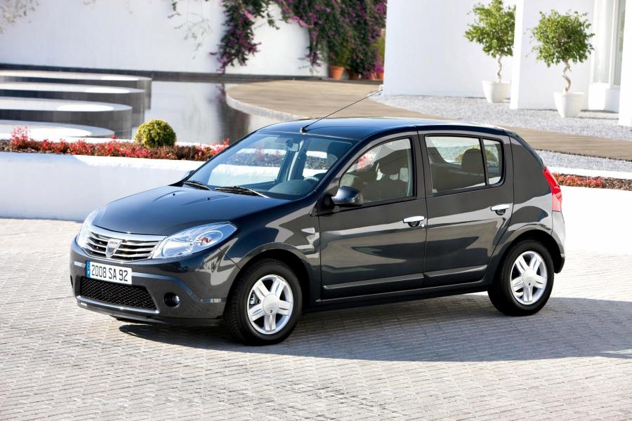  Dacia Sandero 2008 года  (фото 40 из 52)